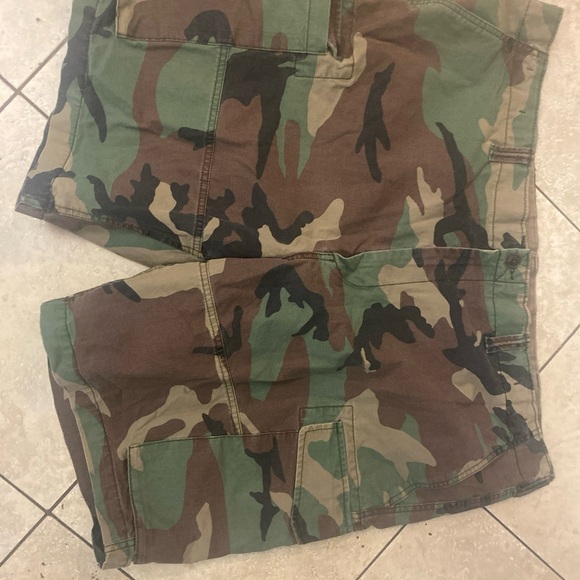 Men’s Ralph Lauren polo Camo shorts size 44B - Picture 5 of 8